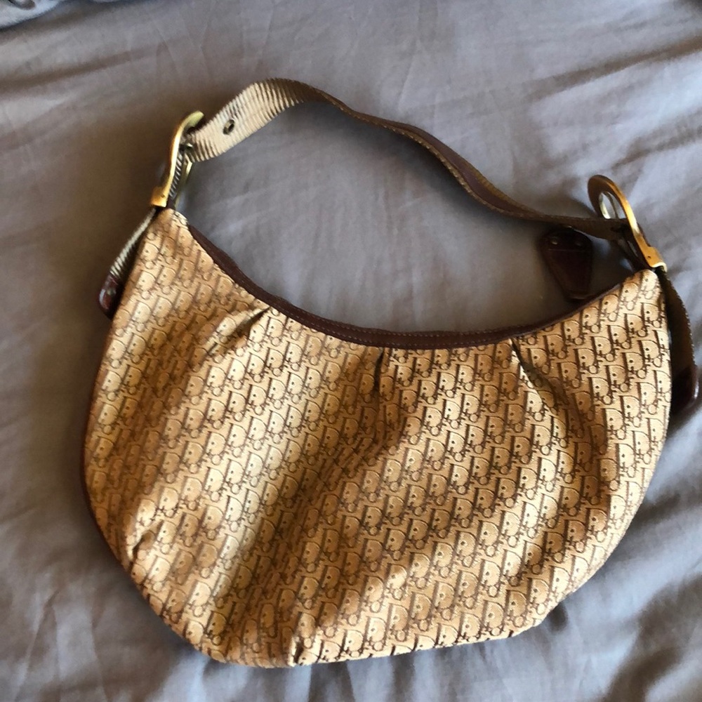Dior purse